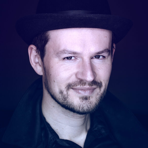 Viktor Nordir aka Stefan Lefler von NORDIR, Rigna Folk, eConnect Digital Marketing